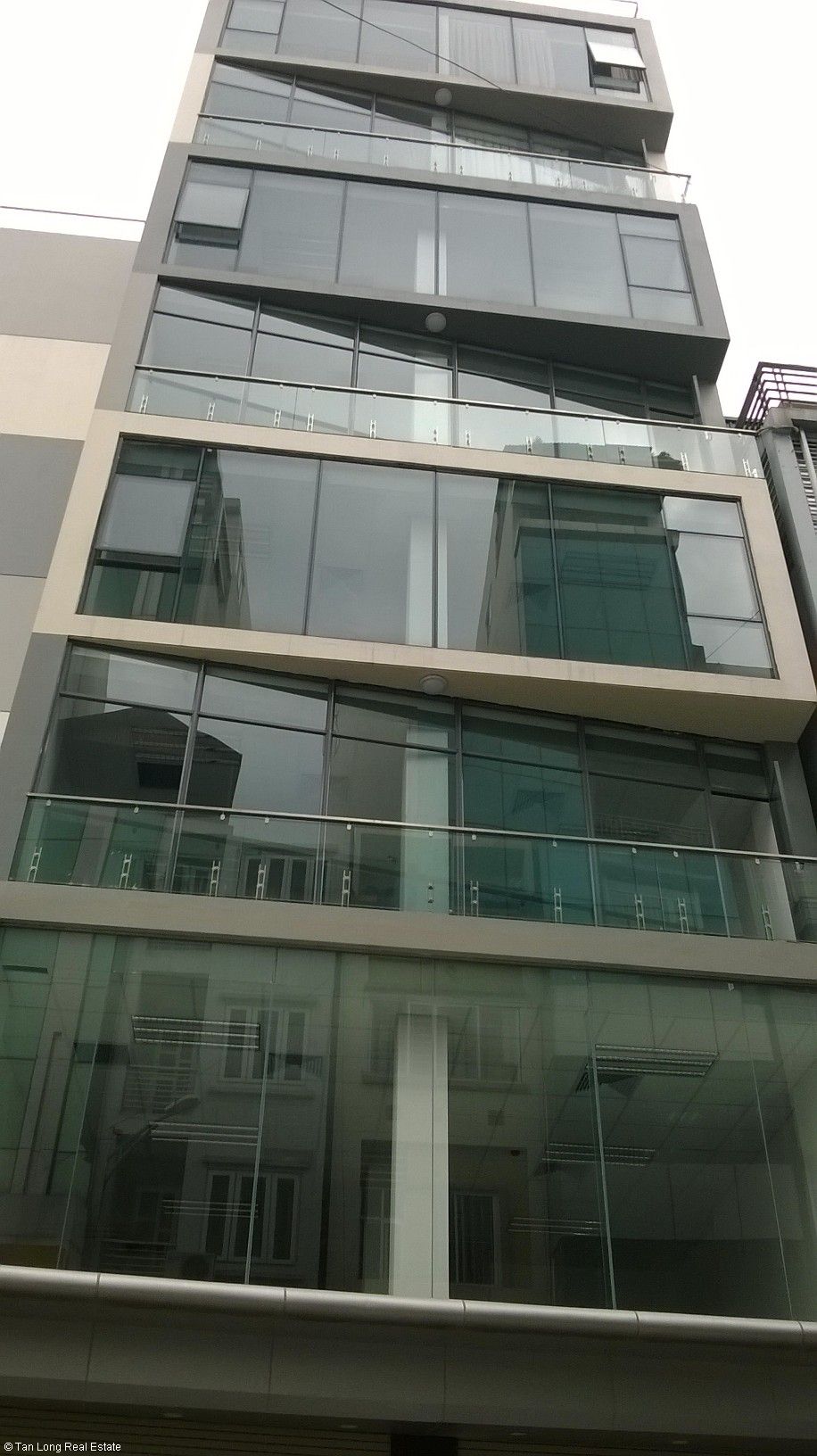 6 storey-house for rent as office in An Trach, Dong Da district, Hanoi with 2 frontages 4