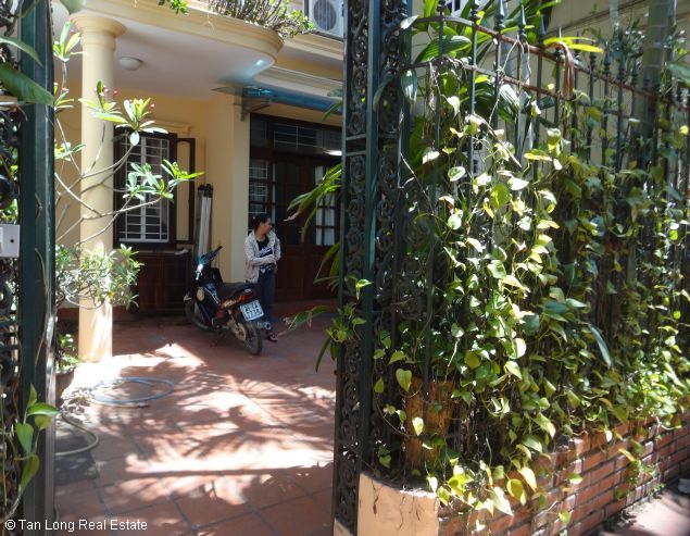 Cool house with reasonable design in Au Co street, Tay Ho district, Hanoi for rent 2