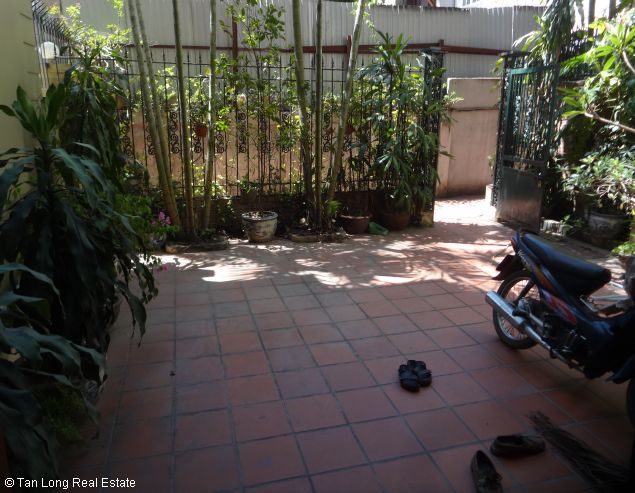 Cool house with reasonable design in Au Co street, Tay Ho district, Hanoi for rent 3