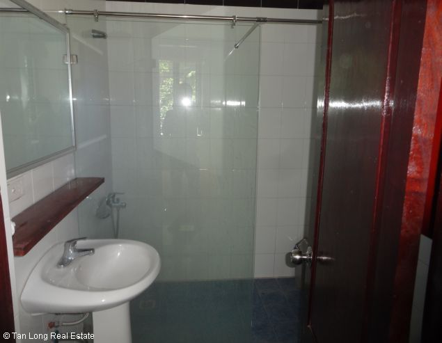 Cool house with reasonable design in Au Co street, Tay Ho district, Hanoi for rent 3